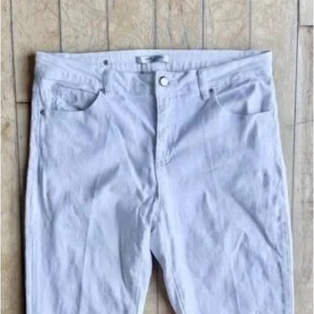Simon Chang White Straight-Leg Jeans - Picture 3 of 6